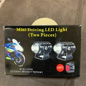 最終値引き　プロジェクター LED ライト　HI/LO切り替え式　ホワイト／イエロー 12v 補助灯　フォグランプ　