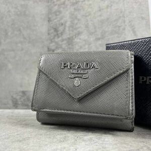 1円〜【入手困難品】 PRADA プラダ 3つ折り財布 グレー サフィアーノレザー コンパクトウォレット ロゴ ミニ財布 レディース メンズ