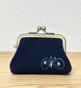 ★ ハンドメイド ミニ がま口 ポーチ 小銭入れ お財布 choucho DOP インディゴ ★ ミナペルホネン ちょうちょ ドップ 生地 はぎれ mina