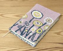 ★ハンドメイド 文庫本 ブックカバー 手帳カバー path pink 刺繍 ★ ミナペルホネン パス ピンク 生地 はぎれ 使用 mina perhonen_画像2