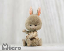 ★Micro★「Rabbit」高さ4.5ｃｍ・うさぎ・ハンドメイド・アンティーク風・羊毛フェルト・ドールハウスなどに★_画像10