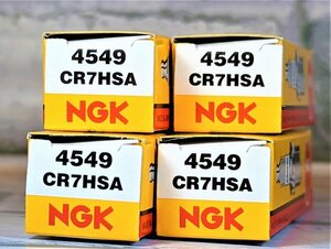 ＮＧＫ　ＣＲ７ＨＳＡ　４本セット　ホンダ　エイプ１００　ＨＣ０７　０２ー０８　適合　新品！