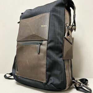 【入手困難品】Dror for TUMI トゥミ リュック ビジネスバッグ 2way メンズ A4/PC収納可 68713 通勤 レザー 本革 タグ ブラック ブラウン