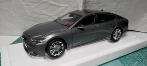 オートアート　1/18　Lexus LS500h　マンガンラスターメタリック/クリムゾン&ブラックインテリア　AUTOart