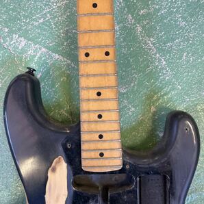 【ジャンク】Fender STRATOCASTER crafted in japan フェンダー ストラトキャスター エレキギター エレキ 6弦 ギター 当時物 現状品 u3052の画像3