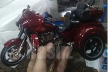 バイク ミニカー 1/12スケール ハーレーダビットソン 合金 ミニチュア CVO Tri Glide トライグライド オートバイ 可動 レッド 赤 p151_画像6