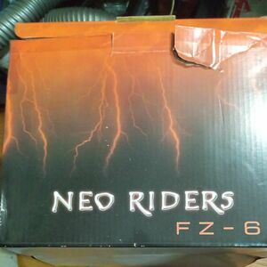 NEO RIDERS FZ-6バイクヘルメット