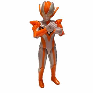 ウルトラアクションフィギュア　ウルトラウーマングリージョ