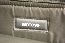 超美品★Incase City Collection Compact Backpack インケース コンパクトバックパック AppleStore限定 MacBook収納 ビジネスリュック_画像3