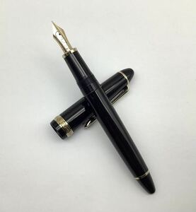 40 万年筆 SAILOR セーラー FOUNDED 1911 ペン先 14K H-MF 筆記用具 文房具