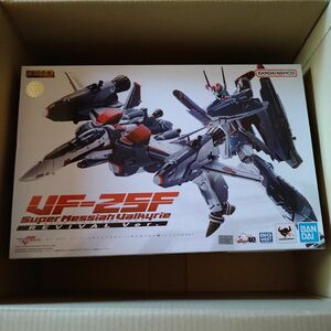 新品未開封！ DX超合金 VF-25F スーパーメサイアバルキリー (早乙女アルト機)