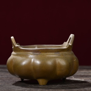 中国 明代 宣德年制 銅製の橋耳炉です 香炉 時代物 中國古美術 賞物 極細工 置物 希少 TWB187