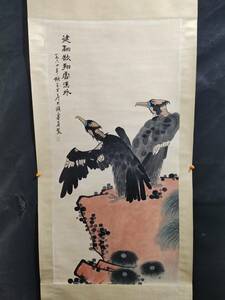 中国書画【近現代の画家 潘天寿 鷹 手描き 紙本】掛け軸 書画立軸 巻き物 時代物 中国美術 賞物 美術品 XRG250