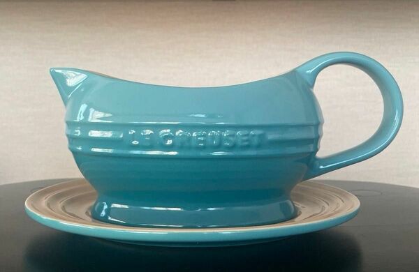 【新品・未使用】Le Creuset 受皿付きグレービーボート