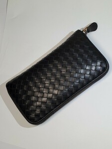 美品★BOTTEGA VENETA ボッテガヴェネタ★ 　　イントレチャート ラウンドファスナーブラック レザー編み込み 長財布 小銭入れあり