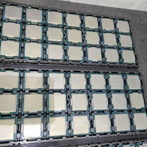 【中古動作品】管1Z57 CPU INTEL CORE i7-6700 まとめて195個の画像3