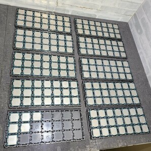 【中古動作品】管1Z57 CPU INTEL CORE i7-6700 まとめて195個の画像1