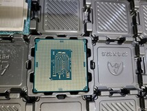 【中古動作品】管1Z57 CPU INTEL CORE i7-6700 まとめて195個_画像8