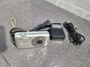 【現状品】管1Z101 CASIO EXILIM EX-Z800 コンパクトデジタルカメラ シルバー