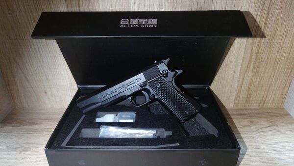 精巧1/2スケール ミニチュアモデルガン コルトM1911 ガバメント ブラック モデルガン トイガン