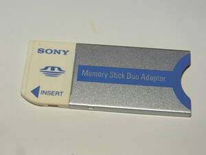 ソニー　メモリースティック　Duo　Adaptor