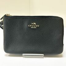 ☆良品☆ ◆COACH コーチ F87590◆ リストレット　ポーチ　ペブルドレザー　ダブルジップ　ストラップ＆ロゴタグ付き 【USED】0327_画像1