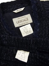 Q新品同様☆レスカール*LESCALE★濃紺×金ラメ★ブレードトリム★立体フリル地★高級スカートスーツ★大きいサイズ15号(3L)/フォーマル対応_画像4