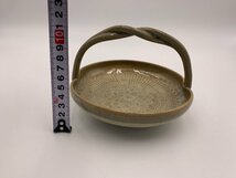 □★【未使用品】京焼 陶器 陶楽 印華 お皿 ひねり 取っ手付き 和食器 工芸品 (S0316)_画像7