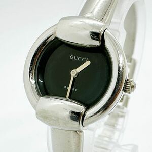 03171 グッチ GUCCI 稼働品 1400L レディース 腕時計 クォーツ 電池式 QZ バングルウォッチ