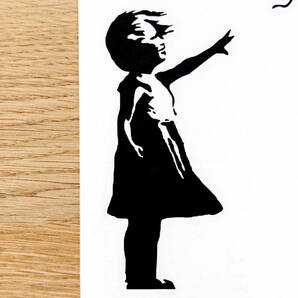 バンクシー #01 風船と少女 ハート ワンピース カッティングステッカー ウォールステッカー 壁紙シール インテリア アートの画像4