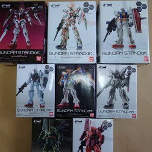 中古品（開封品）バンダイ製 機動戦士ガンダム GUNDAM FW STANDart  スタンダード νガンダム サザビー他、31体セット の画像3