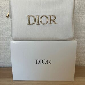 最新ノベルティ　 Dior　化粧ポーチ 非売品 