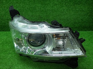 ジャンク　スズキ　MK21S パレットSW　右ヘッドライト　HID　100-59207　A　240304009