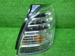 トヨタ　NZE121/124　スパシオ　右テールレンズ　P3658　LED確認済み　240321039