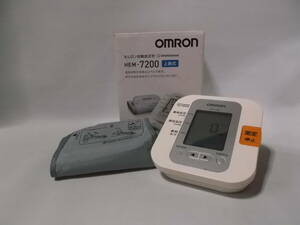 オムロン 血圧計 HEM7200 デジタル自動血圧計 稼働品