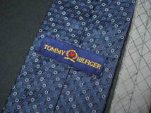 美品 【TOMMY HILFIGER トミーヒルフィガー】A1823 ネイビー グレー USA アメリカ SILK ブランド ネクタイ 古着 良品_画像3