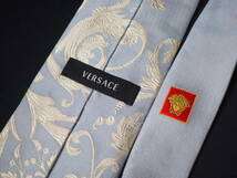 【VERSACE ヴェルサーチ】A2426 シルバー系 ペイズリー ITALY イタリア製 SILK ブランド ネクタイ 良品 古着_画像7