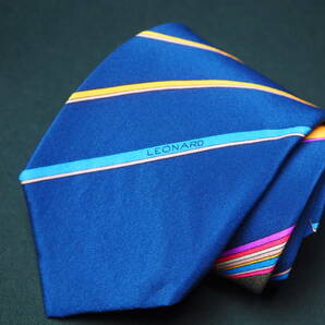 美品 【LEONARD レオナール】A2486 ネイビー ブルー イタリア ITALY製 SILK ブランド ネクタイ 古着 良品の画像1