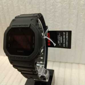 G-SHOCK 5600シリーズ ソリッドカラーズ デジタル スクエア ブラック 反転液晶 メンズ腕腕時計 DW-5600UBB-1JF 新品国内正規品タグ付きの画像7