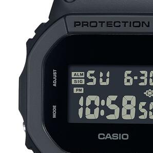 G-SHOCK 5600シリーズ ソリッドカラーズ デジタル スクエア ブラック 反転液晶 メンズ腕腕時計 DW-5600UBB-1JF 新品国内正規品タグ付きの画像3