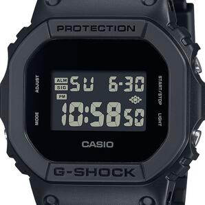 G-SHOCK 5600シリーズ ソリッドカラーズ デジタル スクエア ブラック 反転液晶 メンズ腕腕時計 DW-5600UBB-1JF 新品国内正規品タグ付きの画像2