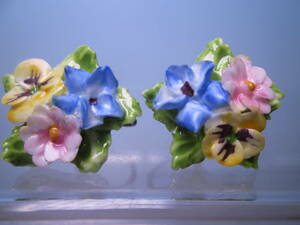 * ceramics flower. earrings hand made hand paint 