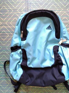 リュック adidas