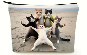 ★ファニーキャッツオンザビーチ コスメティックバッグ メイクアップバッグ 　可愛い猫　ねこ　ポーチ