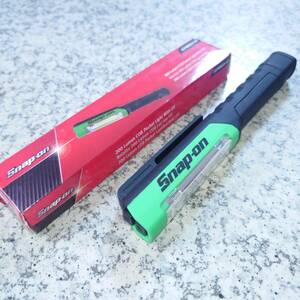 Snap-on スナップオン 200ルーメン＆UVライト付き ポケットLEDライト アルカリ単4X3本式 ECPNB024-GR (Green)新品