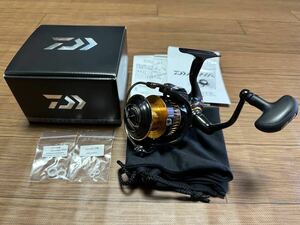 中古　ダイワ　16セルテート　HD 3500SH