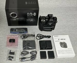 オリンパス OM-D E-M1X ほぼ新品（シャッター回数479）OLYMPUS