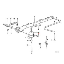 Intermotor製 BMW E28 E34 525i 528i 535i M5 M535i 燃料プレッシャーレギュレーター/燃圧レギュレーター 13531284897 13531711541_画像2