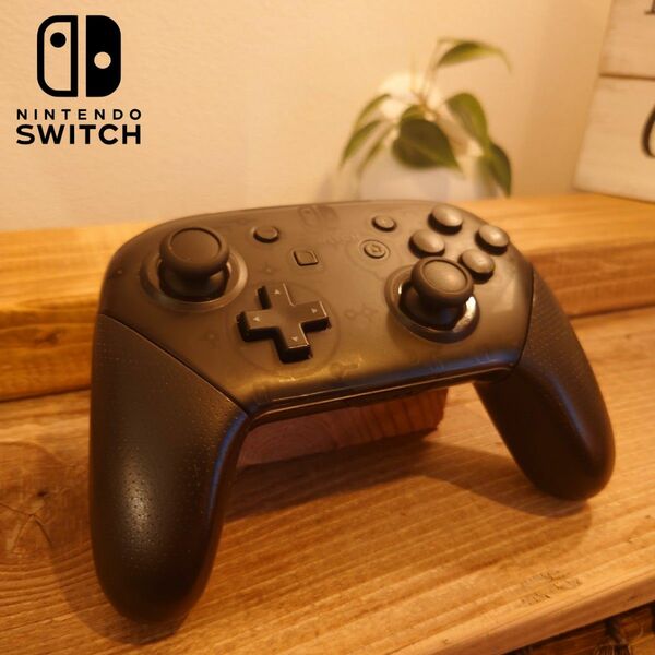 NintendoSwitch　プロコン純正　箱、ケーブル付き