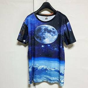 AIDEAONE 宇宙 月 総柄 Tシャツ 青系 S 美品 管理B1455